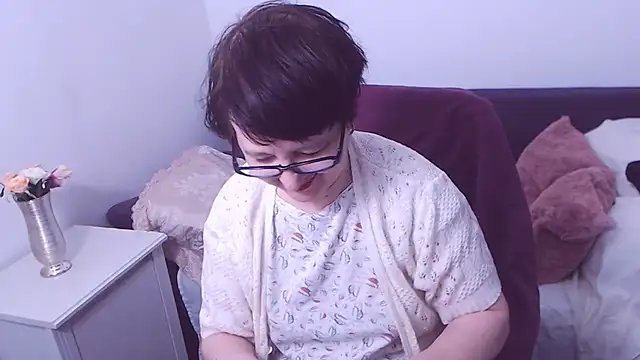 Snapshot of ChristaRose chatting on February 15, 7:50 pm ChristaRose online show from February 15, 7:50 pm