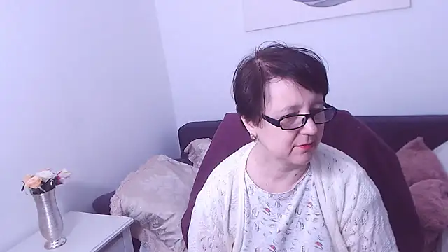 Snapshot of ChristaRose chatting on February 15, 10:52 pm ChristaRose online show from February 15, 10:52 pm