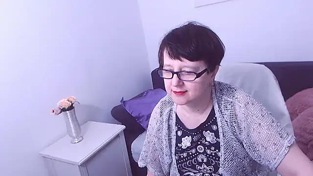 Snapshot of ChristaRose chatting on February 20, 6:24 pm ChristaRose online show from February 20, 6:24 pm