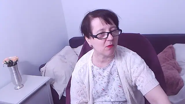 Snapshot of ChristaRose chatting on February 24, 12:30 am ChristaRose online show from February 24, 12:30 am