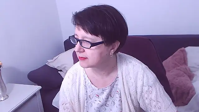 Snapshot of ChristaRose chatting on February 24, 3:33 am ChristaRose online show from February 24, 3:33 am