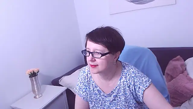 Snapshot of ChristaRose chatting on March 13, 3:50 pm ChristaRose online show from March 13, 3:50 pm