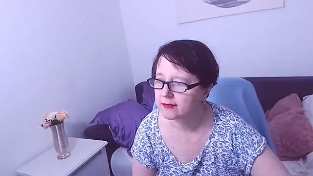 Snapshot of ChristaRose chatting on March 22, 11:42 pm ChristaRose online show from March 22, 11:42 pm