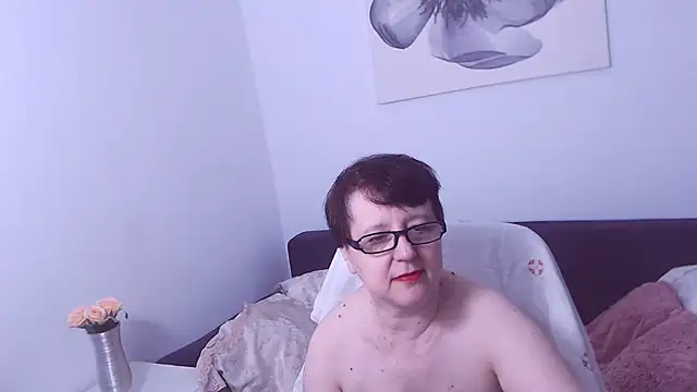 Snapshot of ChristaRose chatting on September 13, 10:31 pm ChristaRose online show from September 13, 10:31 pm