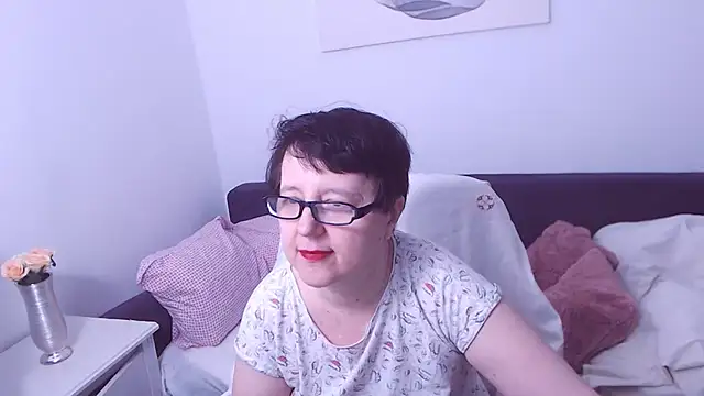 Snapshot of ChristaRose chatting on October 24, 8:49 pm ChristaRose online show from October 24, 8:49 pm