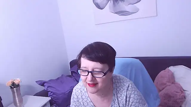 Snapshot of ChristaRose chatting on November 5, 11:05 pm ChristaRose online show from November 5, 11:05 pm