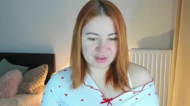 LAYLAxSTAR online show from November 21, 7:18 am