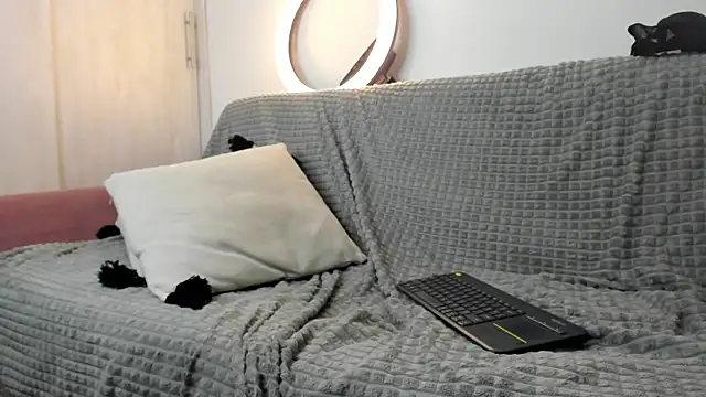 specter 27 online show from March 22, 2:05 am