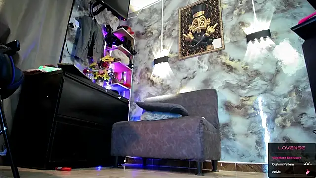 Ivvannaparis online show from July 29, 3:43 pm