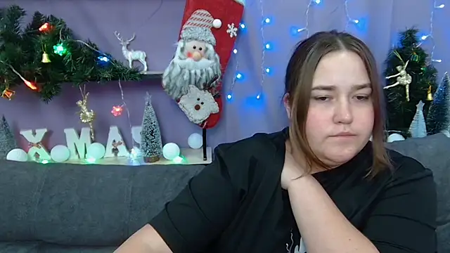 XX Daniella XX online show from December 7, 4:42 am