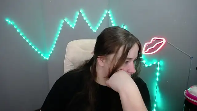 Snapshot of XX_Daniella_XX chatting on March 20, 7:35 am XX Daniella XX online show from March 20, 7:35 am