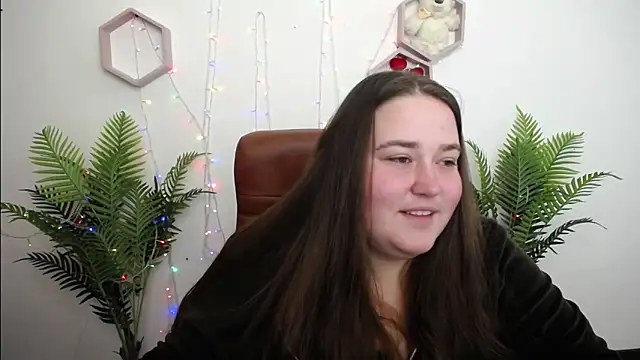 Snapshot of XX_Daniella_XX chatting on March 21, 8:19 am XX Daniella XX online show from March 21, 8:19 am