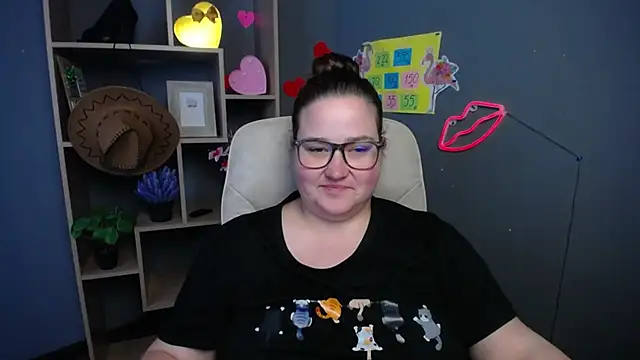 Snapshot of XX_Daniella_XX chatting on May 16, 10:36 am XX Daniella XX online show from May 16, 10:36 am