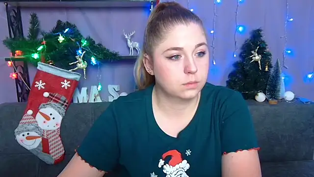 JessikaDaniel online show from December 18, 7:15 am