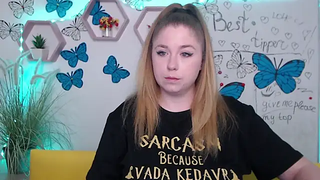 JessikaDaniel online show from March 19, 7:07 am