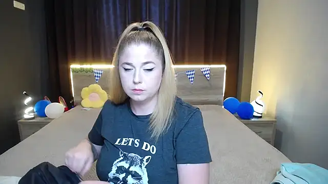 JessikaDaniel online show from October 4, 6:22 am