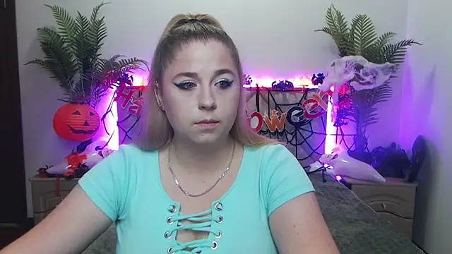 JessikaDaniel online show from October 18, 6:26 am