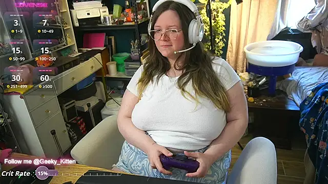Geeky Kitten online show from September 13, 4:29 pm