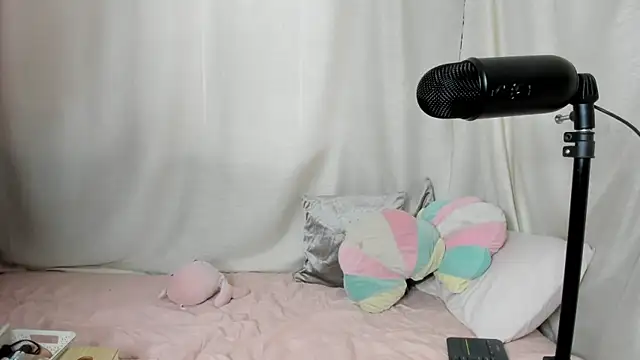 susy angel online show from September 24, 11:46 am