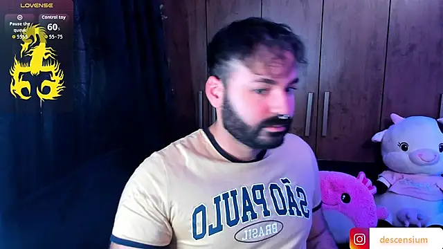 johnnyalx online show from July 2, 8:26 pm