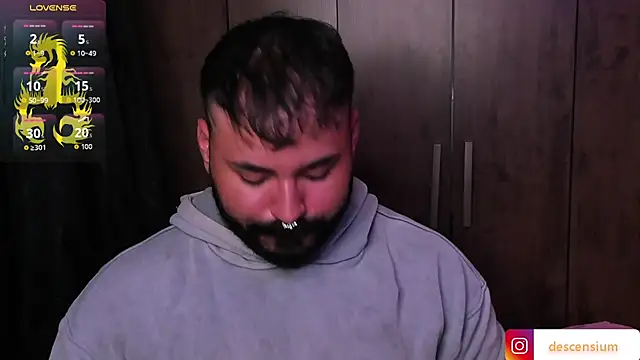 johnnyalx online show from July 28, 7:39 pm