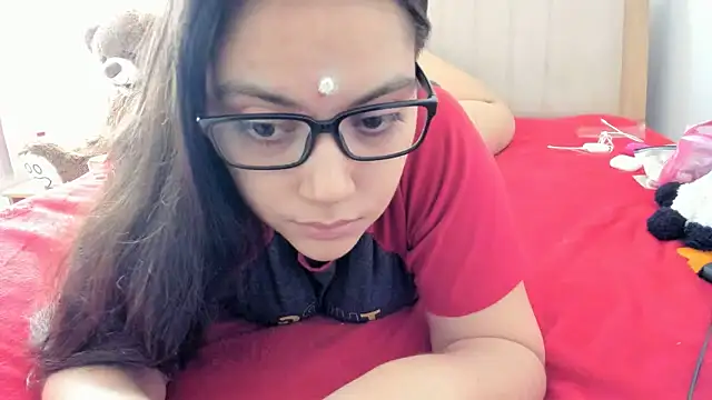 Snapshot of roniewester chatting on February 11, 2:33 pm roniewester online show from February 11, 2:33 pm