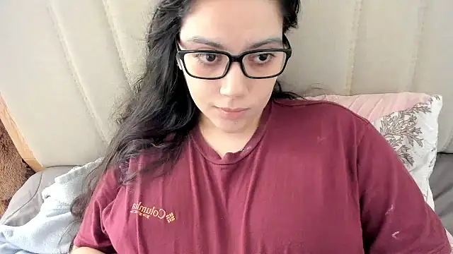 Snapshot of roniewester chatting on March 27, 2:50 pm roniewester online show from March 27, 2:50 pm