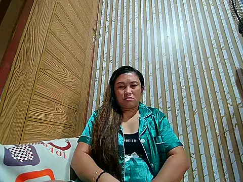 LalaiAsian online show from February 5, 11:31 pm