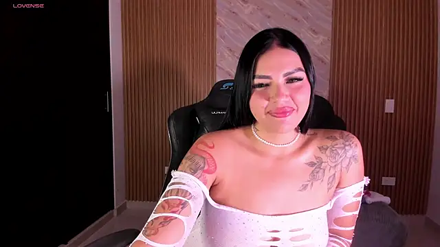karol green  online show from May 31, 3:04 am