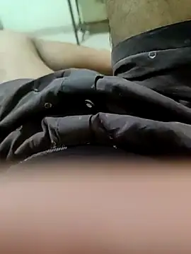 Snapshot of rajkumarratho chatting on February 6, 9:22 am rajkumarratho online show from February 6, 9:22 am