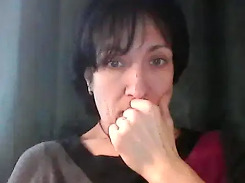 SunnyAmorre online show from January 21, 8:30 am
