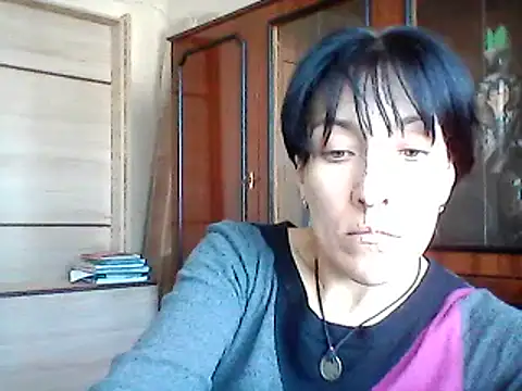 SunnyAmorre online show from March 10, 9:10 am