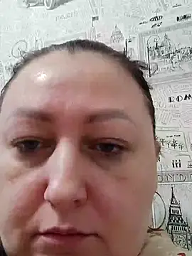 Snapshot of Rini333 chatting on February 11, 7:35 am Rini333 online show from February 11, 7:35 am