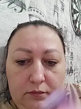 Snapshot of Rini333 chatting on February 12, 10:43 am Rini333 online show from February 12, 10:43 am