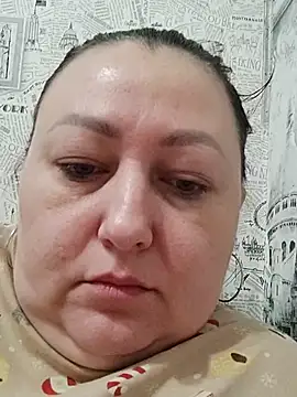 Snapshot of Rini333 chatting on February 13, 7:59 am Rini333 online show from February 13, 7:59 am