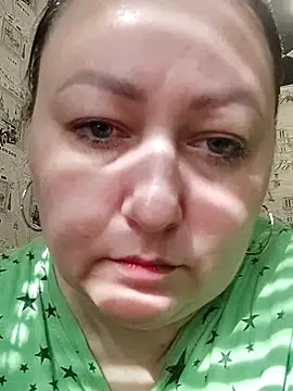 Snapshot of Rini333 chatting on March 5, 9:16 am Rini333 online show from March 5, 9:16 am