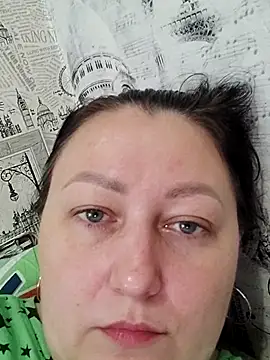 Snapshot of Rini333 chatting on March 10, 8:52 am Rini333 online show from March 10, 8:52 am