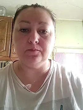 Snapshot of Rini333 chatting on March 25, 9:37 am Rini333 online show from March 25, 9:37 am