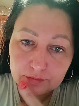 Snapshot of Rini333 chatting on March 25, 10:49 pm Rini333 online show from March 25, 10:49 pm