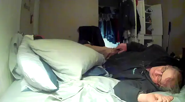 jck1m0t online show from January 17, 10:33 am