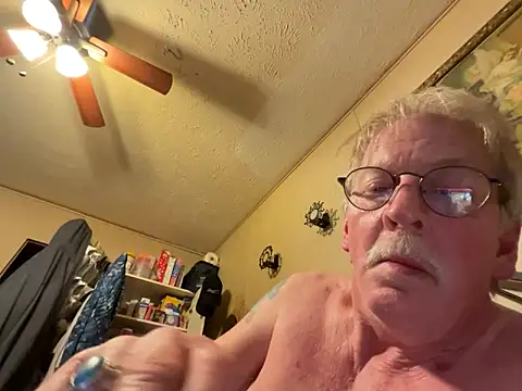 Snapshot of jck1m0t chatting on March 31, 11:05 pm jck1m0t online show from March 31, 11:05 pm