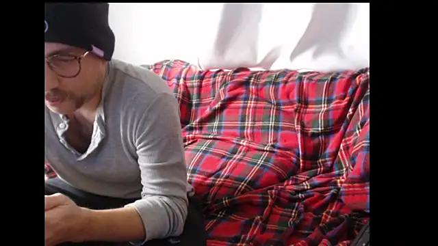 Snapshot of whiskyjane69 chatting on November 12, 1:55 pm whiskyjane69 online show from November 12, 1:55 pm