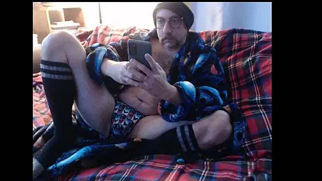 Snapshot of whiskyjane69 chatting on November 18, 11:47 am whiskyjane69 online show from November 18, 11:47 am