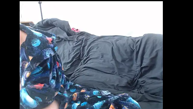 Snapshot of whiskyjane69 chatting on February 23, 4:04 pm whiskyjane69 online show from February 23, 4:04 pm