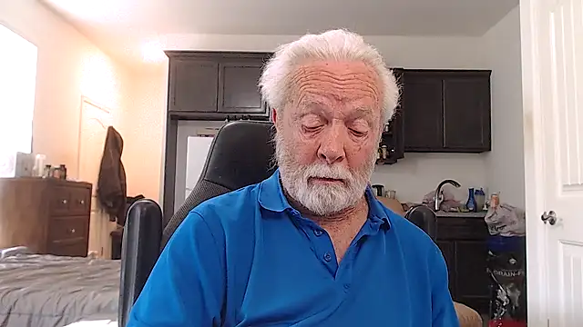 Snapshot of rockpoint69 chatting on May 29, 7:23 pm rockpoint69 online show from May 29, 7:23 pm