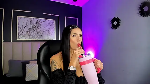 Snapshot of Samantha_Brooke chatting on March 4, 1:17 pm Samantha Brooke online show from March 4, 1:17 pm