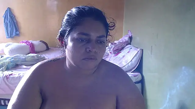 yulieth bbw online show from October 14, 11:33 am