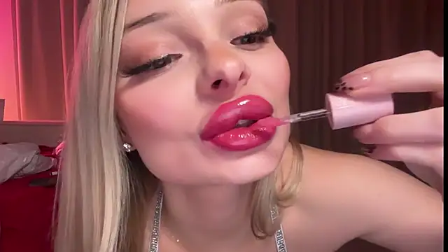 HannaXLove online show from November 17, 4:24 pm