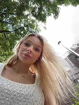 HannaXLove online show from July 27, 9:16 am