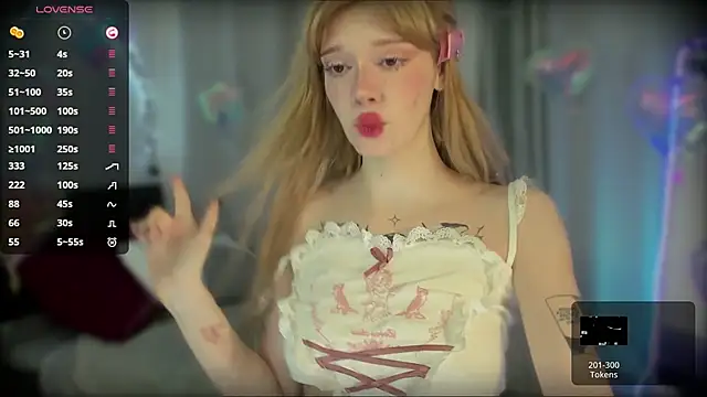 boobsybootie online show from February 20, 9:04 pm